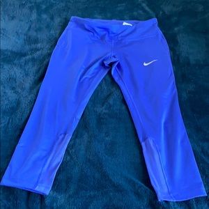 Nike 3/4 length leggings